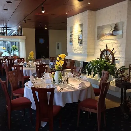 Faehrhaus Farge Отель 4*