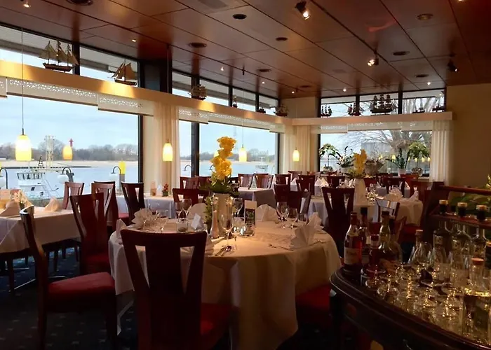 Faehrhaus Farge Hotel 4*